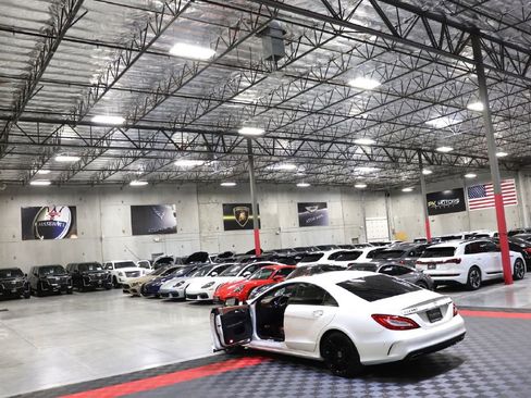 Used 2018 Mercedes-Benz CLS 550 w/ Premium 2 Package image 15