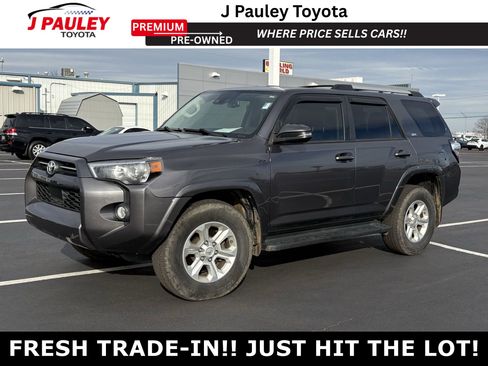 Used 2020 Toyota 4Runner SR5 Premium image 1