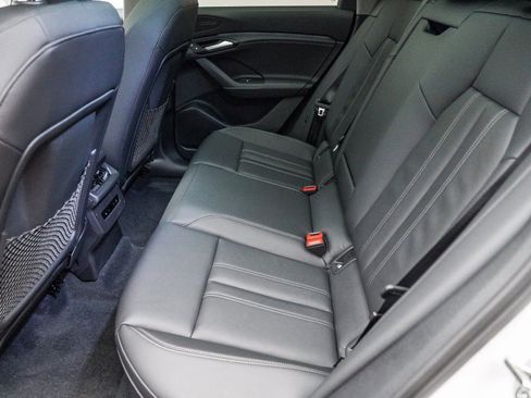 New 2025 Audi Q6 e-tron Premium image 22