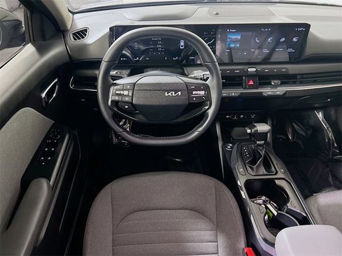 Used 2025 Kia K4 EX image 20