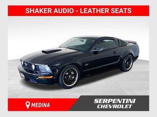 Used 2007 Ford Mustang GT Premium RWD video 1
