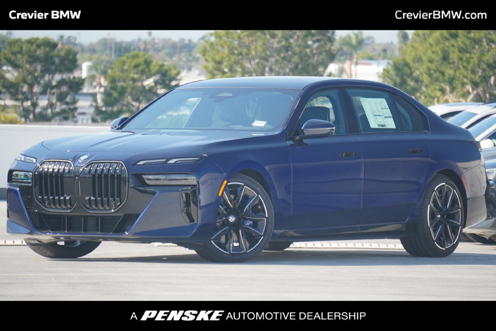 Used 2026 BMW 740i w/ Premium Package RWD image 1