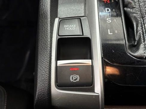 Used 2019 Honda Civic EX image 37