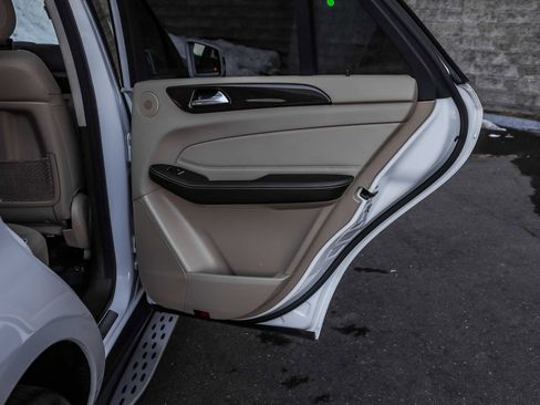 Used 2017 Mercedes-Benz GLE 350 4MATIC image 16