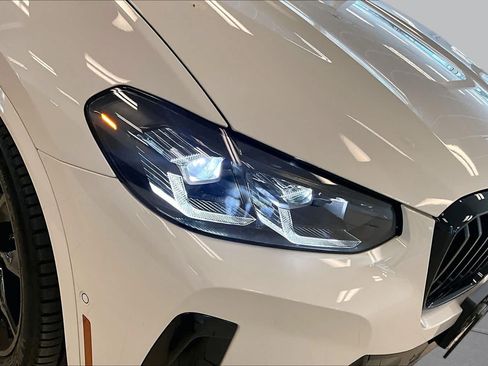 Used 2024 BMW X3 sDrive30i w/ Premium Package w/ZPA RWD image 27