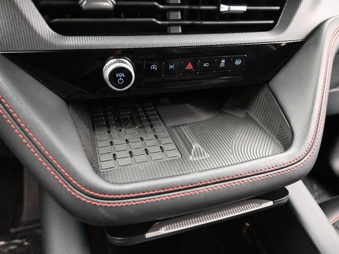 New 2025 Ford Explorer ST-Line w/ Premium Package image 17