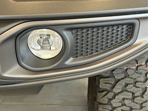 New 2025 Jeep Wrangler Rubicon w/ XTREMEE 35" Tire Package image 9