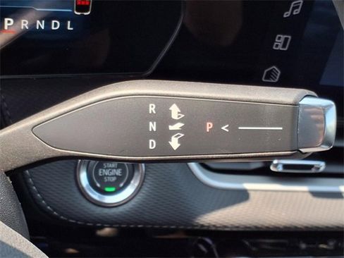 New 2026 Chevrolet Equinox LT w/ LPO, Floor Liner Package image 23