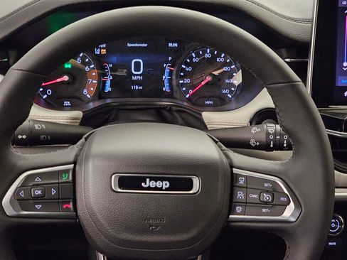 New 2026 Jeep Compass Limited image 16