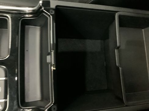 Used 2022 Kia Sorento SX image 22