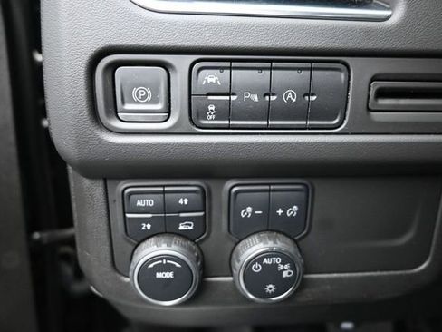 Used 2023 Chevrolet Tahoe RST AWD/4WD image 15