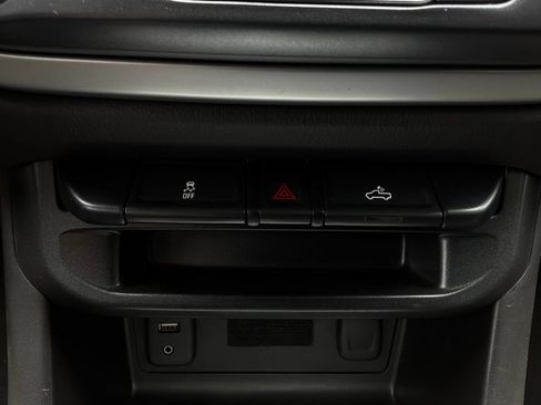 Used 2016 Chevrolet Colorado LT RWD image 22