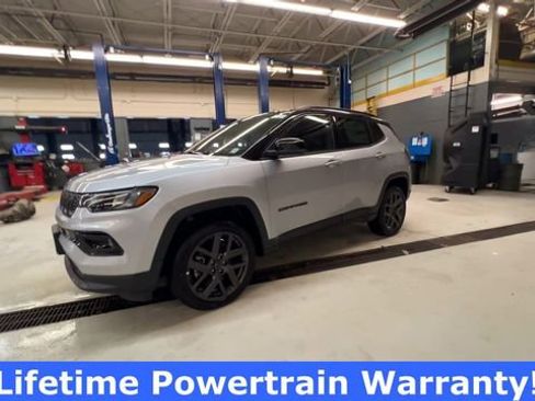 New 2026 Jeep Compass Limited image 4