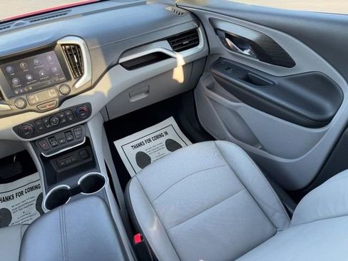 Used 2021 GMC Terrain SLT w/ LPO, Bright Accent Package image 16