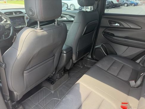 Used 2022 Chevrolet TrailBlazer RS w/ Sun and Liftgate Package FWD image 29