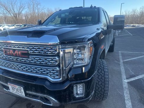Used 2021 GMC Sierra 3500 Denali w/ Denali Ultimate Package image 2