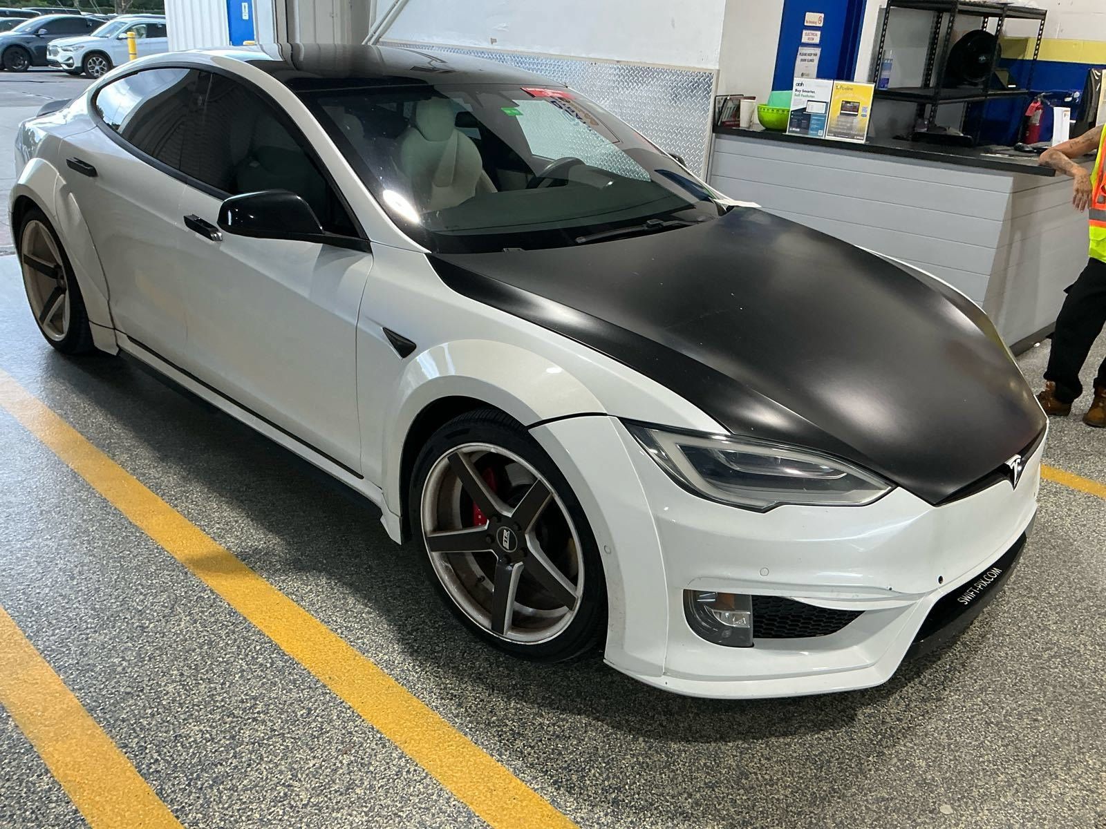 Used 2020 Tesla Model S Performance AWD/4WD image 9