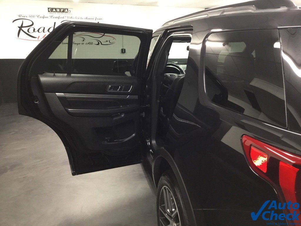 Used 2019 Ford Explorer Sport w/ Equipment Group 401A AWD/4WD image 33