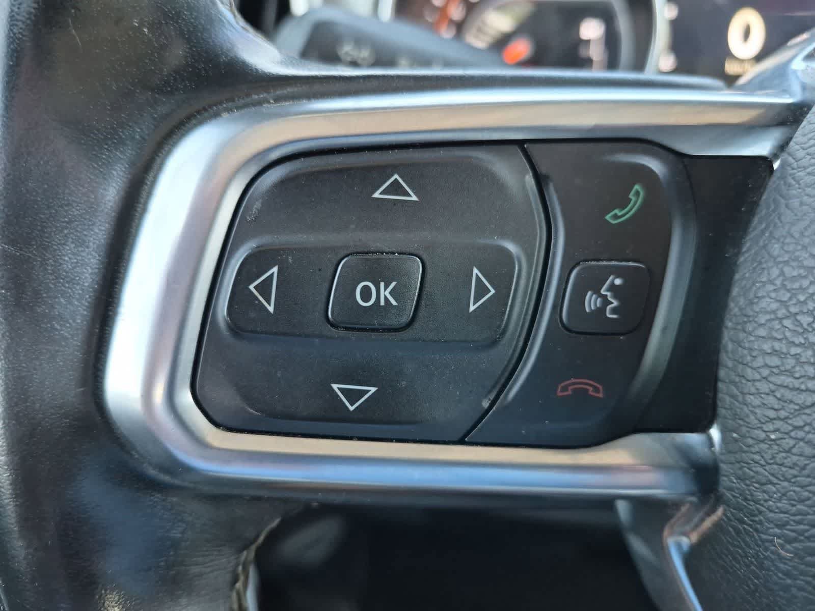Used 2020 Jeep Gladiator Overland AWD/4WD image 15
