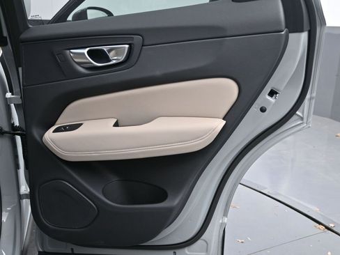 New 2026 Volvo XC60 B5 Plus w/ Protection Package Premier image 24