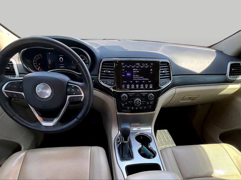 Used 2019 Jeep Grand Cherokee Limited w/ Luxury Group II RWD image 16