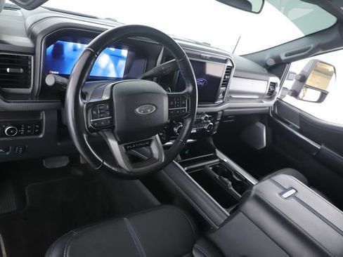 Used 2025 Ford F250 Platinum AWD/4WD image 18