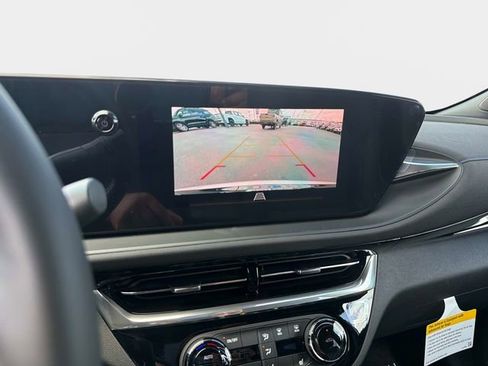 New 2026 Buick Envista Sport Touring image 22