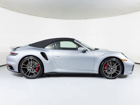 Used 2021 Porsche 911 Turbo image 16