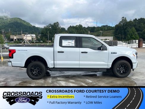 New 2025 Ford F150 Lightning XLT image 2
