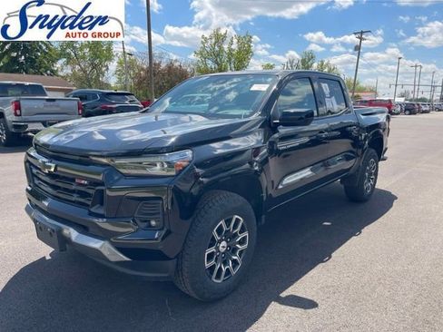Used 2024 Chevrolet Colorado Z71 w/ Z71 Convenience Package 2 AWD/4WD image 1