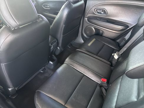 Used 2019 Honda HR-V EX-L image 11