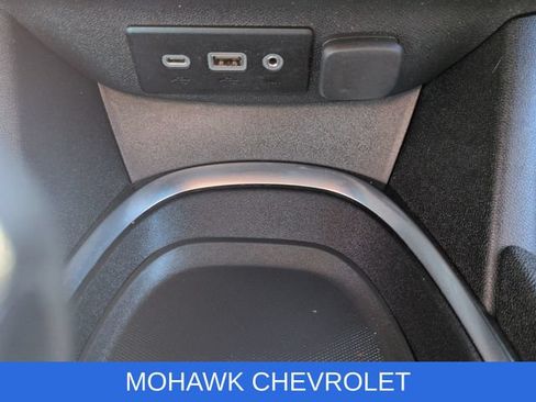 Used 2022 Chevrolet Malibu LT FWD image 35