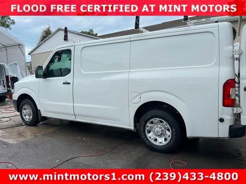 Used 2021 Nissan NV 2500 SV image 11