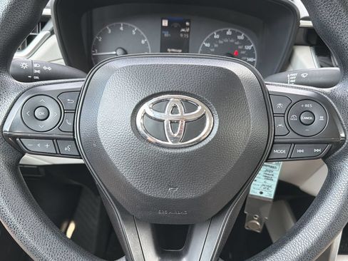 Used 2024 Toyota Corolla Cross L AWD/4WD image 13
