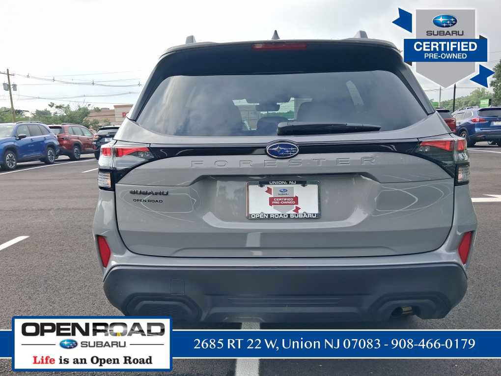 Used 2026 Subaru Forester Premium AWD/4WD image 4