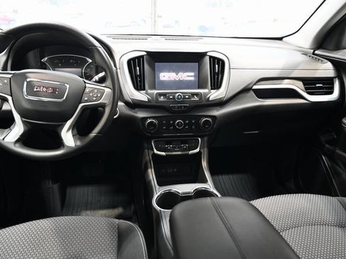 Used 2024 GMC Terrain SLE w/ Driver Convenience Package image 12