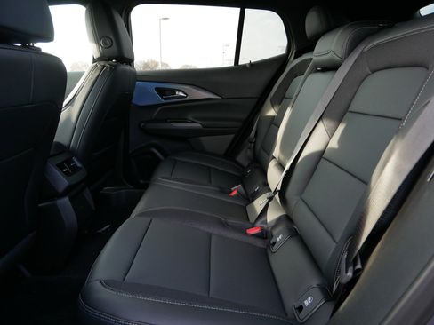 New 2026 Chevrolet Equinox EV LT image 5