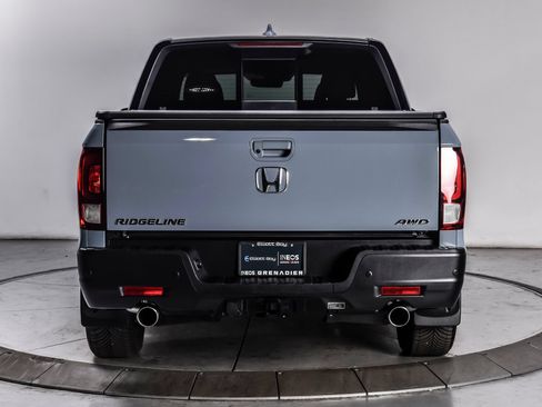 Used 2023 Honda Ridgeline Black Edition image 5
