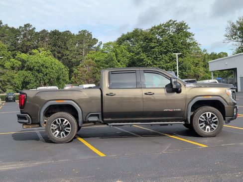 Used 2023 GMC Sierra 2500 AT4 w/ AT4 Preferred Package AWD/4WD image 8