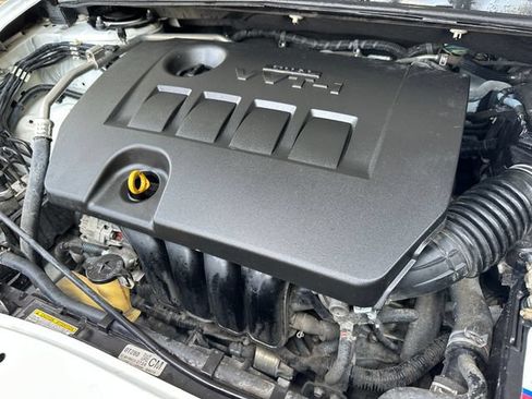 Used 2014 Toyota Corolla S FWD image 34