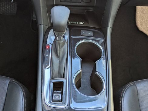 Used 2022 Chevrolet Equinox Premier image 21