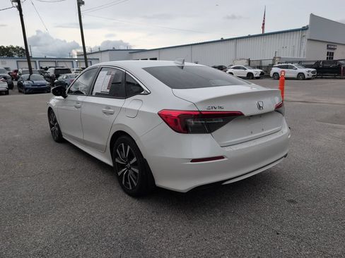 Used 2024 Honda Civic EX image 6
