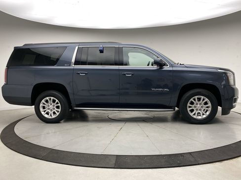 Used 2019 GMC Yukon XL SLT w/ Open Road Package AWD/4WD image 6