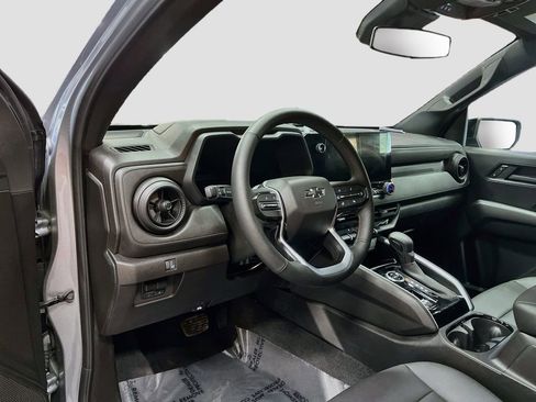 Used 2026 Chevrolet Colorado Trail Boss AWD/4WD image 9