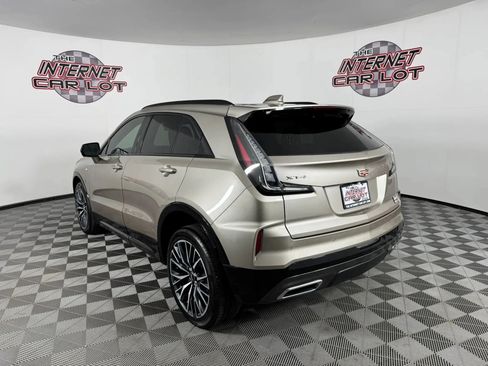 Used 2025 Cadillac XT4 Sport FWD image 5