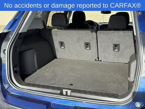 Used 2023 GMC Terrain SLE image 13