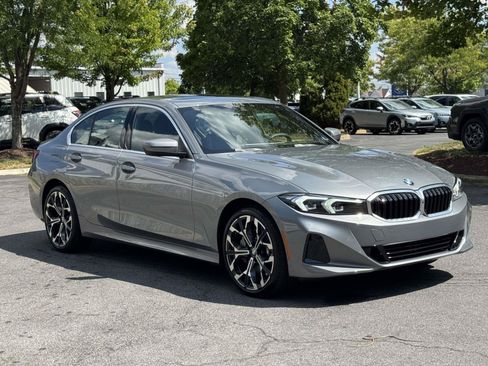 Used 2025 BMW 330i xDrive Sedan w/ Premium Package AWD/4WD image 2