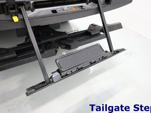 Used 2023 Ford F350 Lariat w/ Lariat Ultimate Package image 51