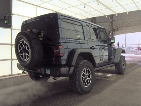 Used 2025 Jeep Wrangler Unlimited Rubicon w/ Safety Group image 4