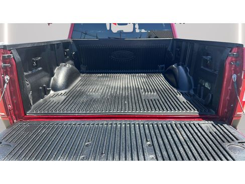 Used 2019 Ford F150 XLT w/ Equipment Group 302A Luxury AWD/4WD image 16